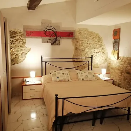 Casa Degli Hobbits كابانّوري
