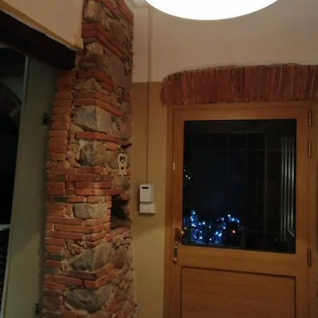Casa Degli Hobbits بيت ضيافة كابانّوري